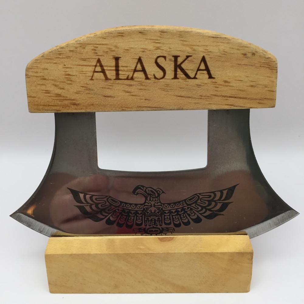 Alaskan Ulu Knife with Stand
